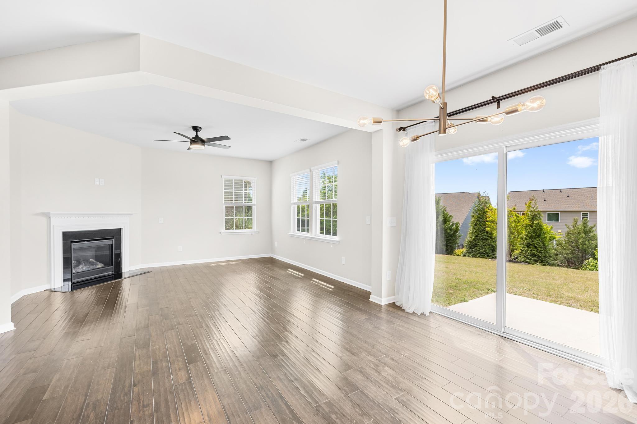 3022 Oakmere Road Waxhaw, NC 28173 - Photo 9 of 39 Gallery Image 9