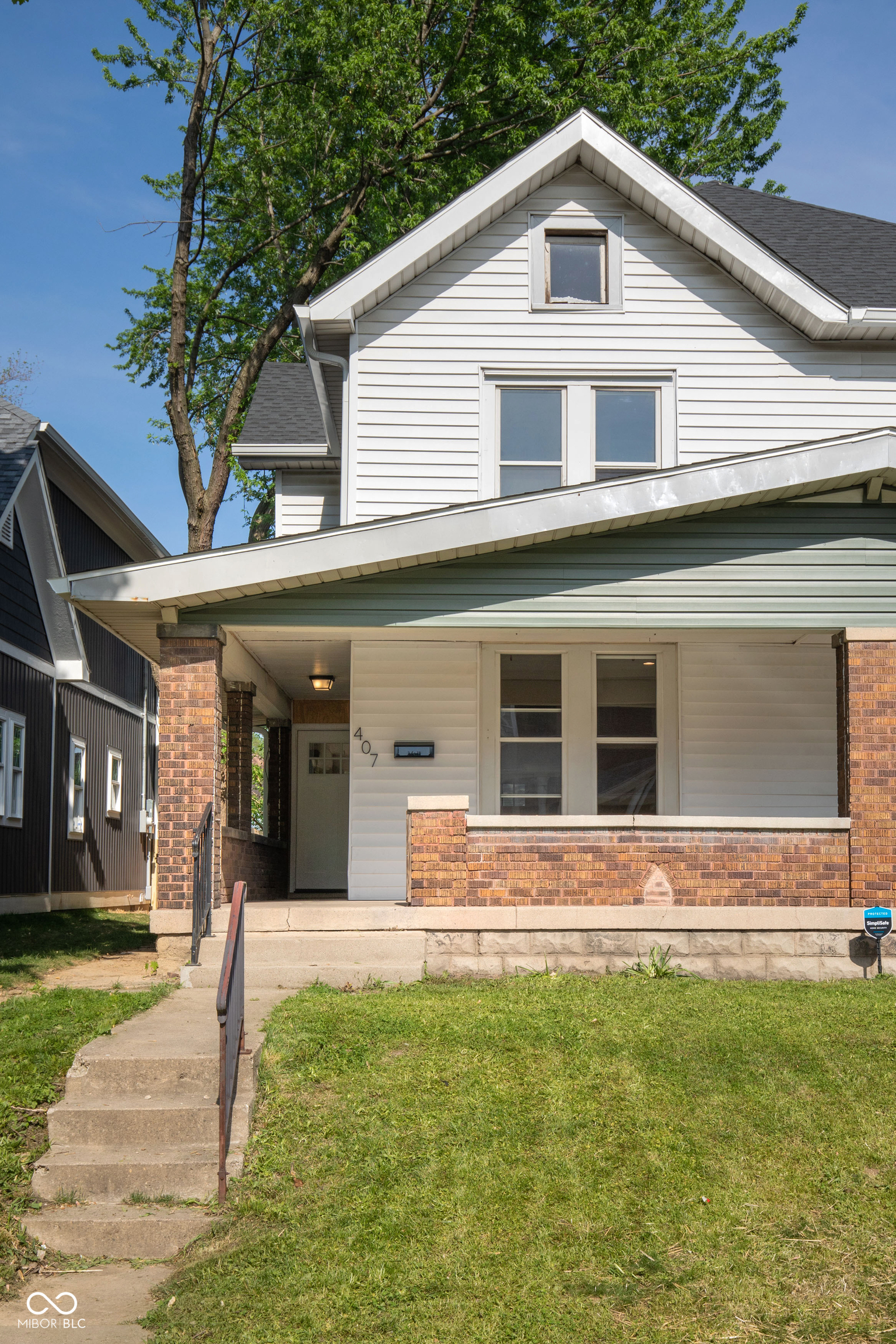 405 Keystone Avenue Indianapolis, IN 46201 - Photo 2 of 54