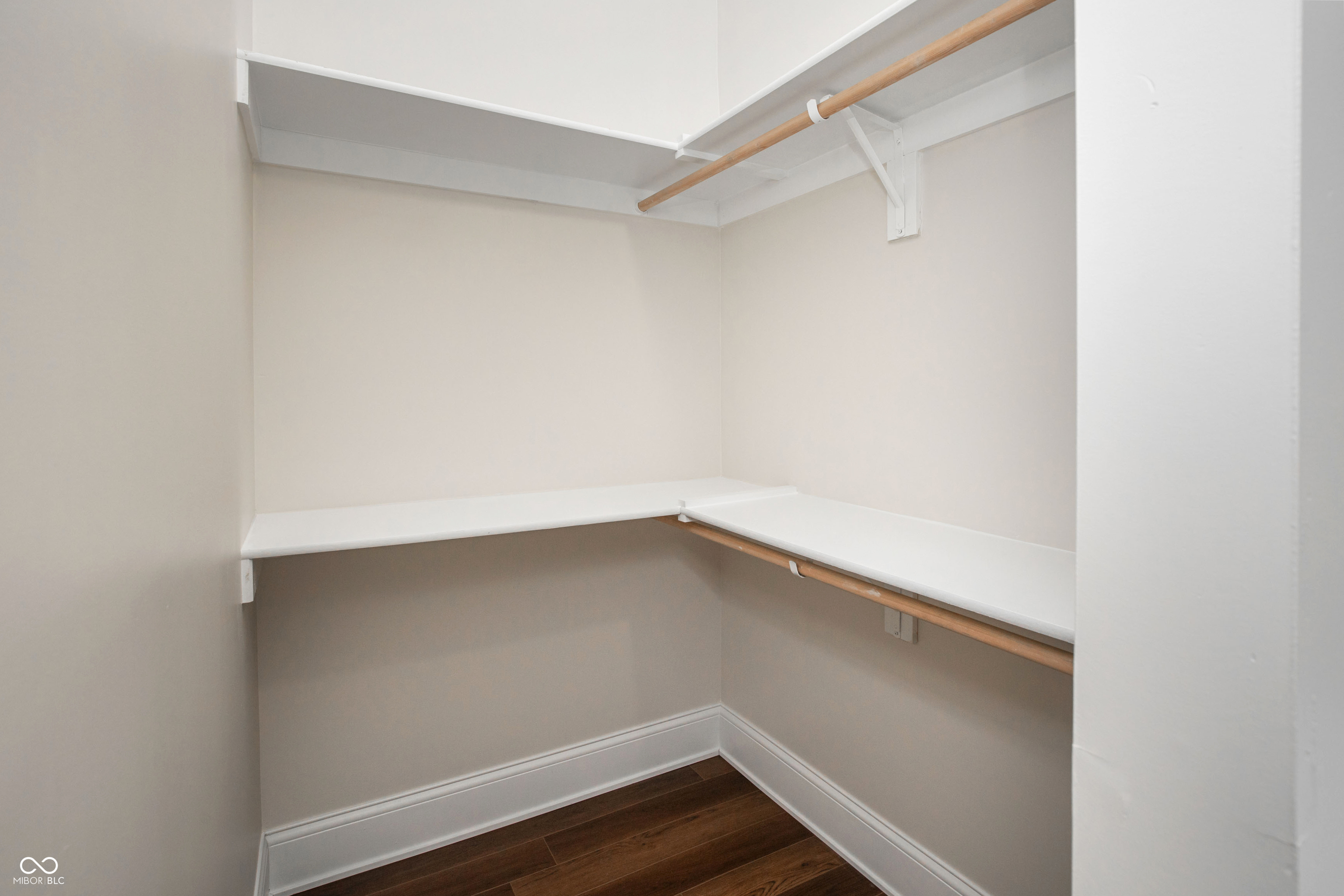 405 Keystone Avenue Indianapolis, IN 46201 - Photo 25 of 54