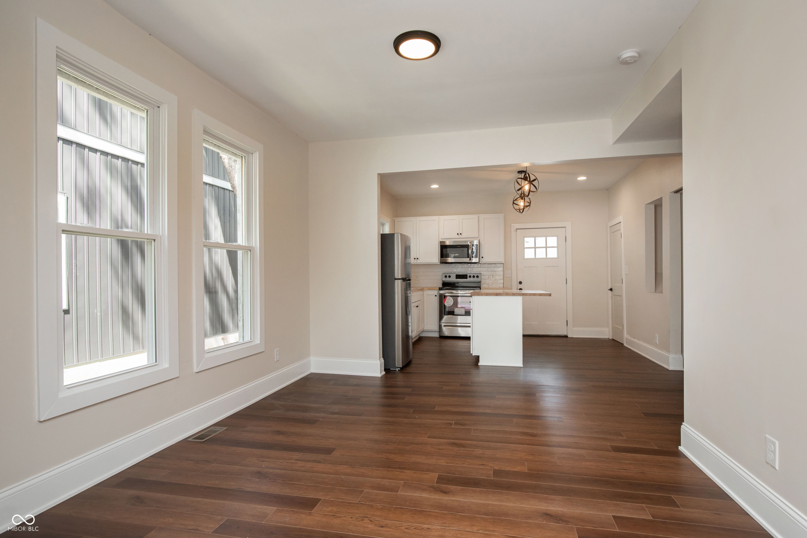 405 Keystone Avenue Indianapolis, IN 46201 - Photo 6 of 54