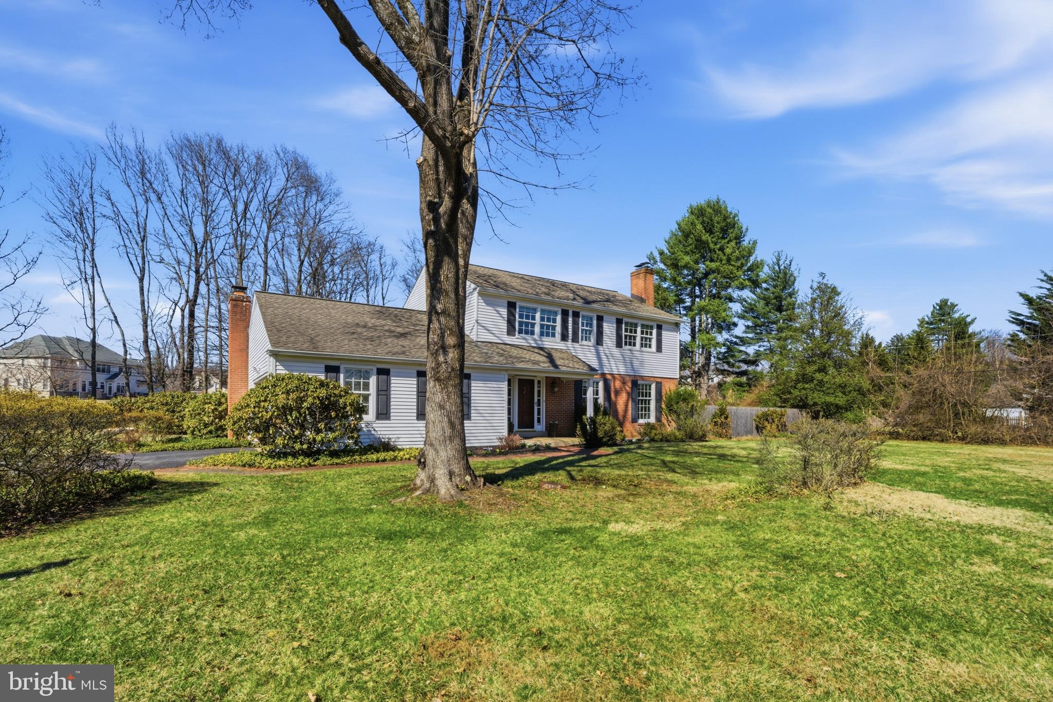 1329 Sugartown Road Berwyn, PA 19312 - Photo 3 of 34 Classic Brick Colonial