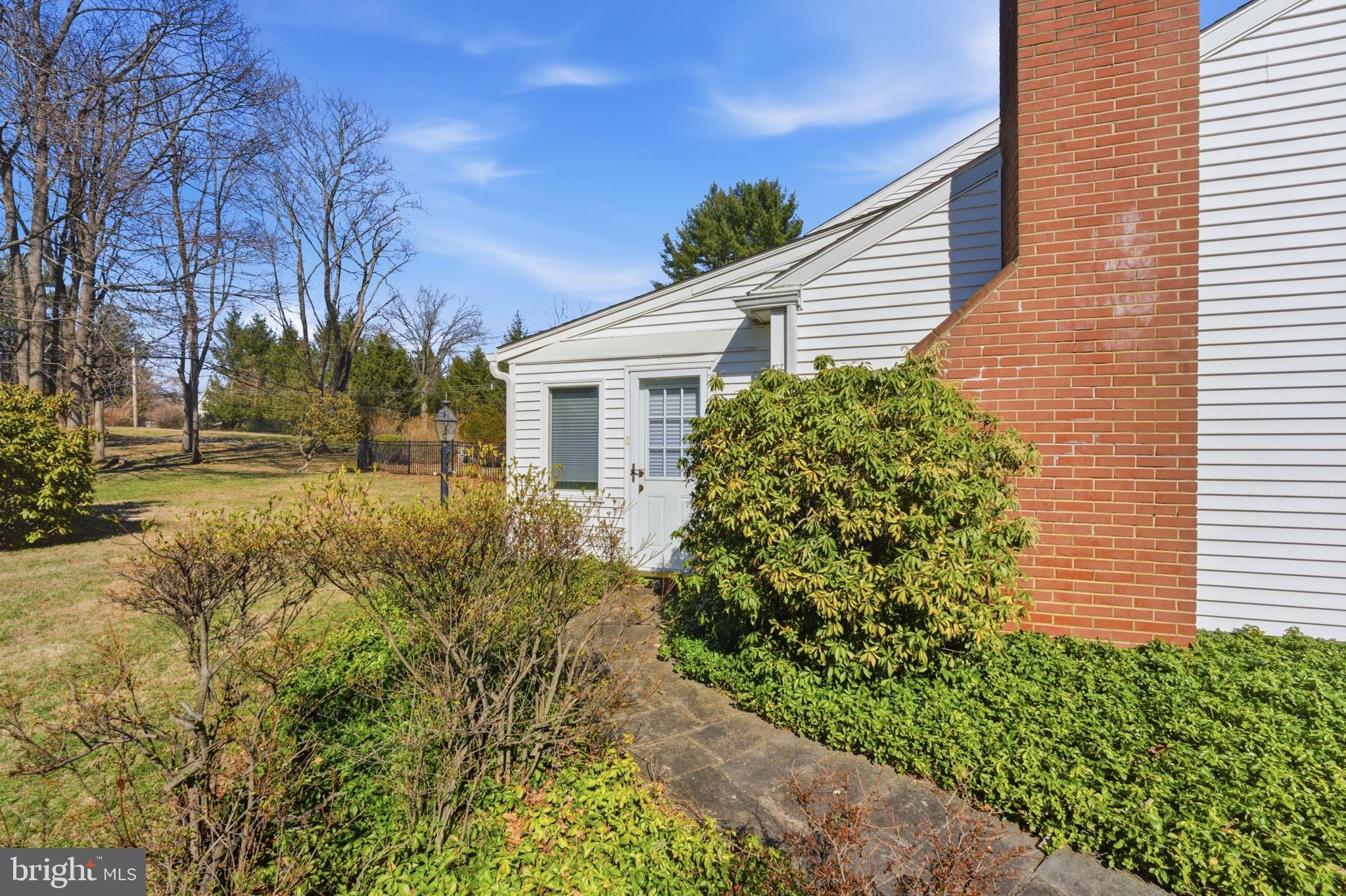 1329 Sugartown Road Berwyn, PA 19312 - Photo 31 of 34