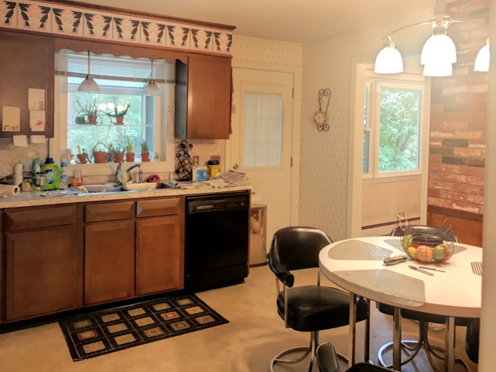 82 Avondale Road Longmeadow, MA 01106 - Photo 8 of 25 Gallery Image 8