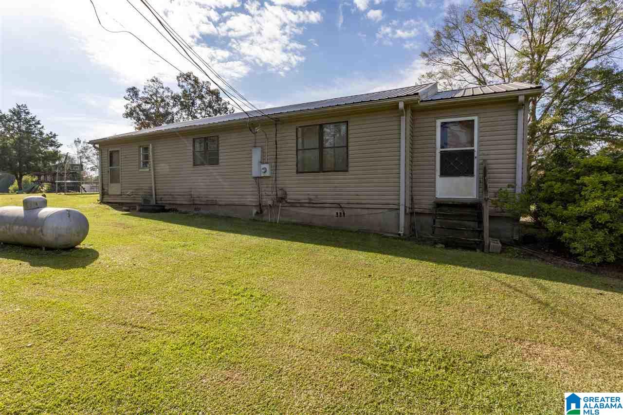 307 Wooten Road Alabaster, AL 35007 - Photo 8 of 33