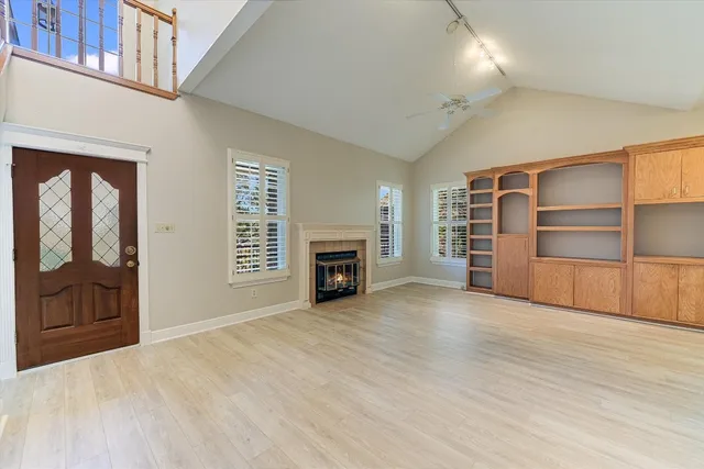 a view of an entryway