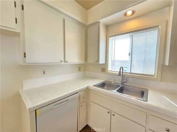 $1,450 | 21411 Hacienda Boulevard, Unit C, California City, CA 93505