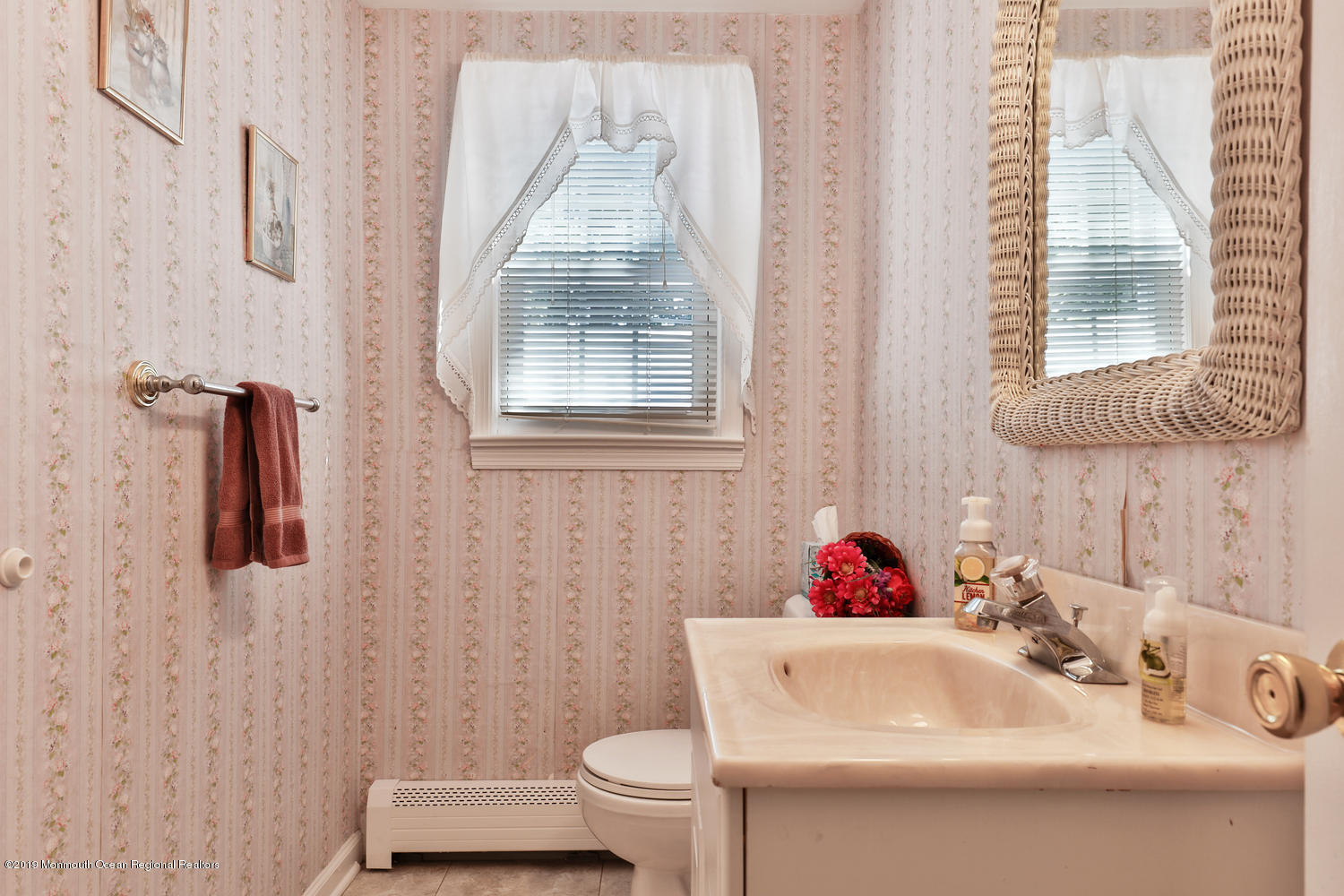 909 Prospect Avenue Spring Lake, NJ 07762 - Photo 13 of 38 Half Bath