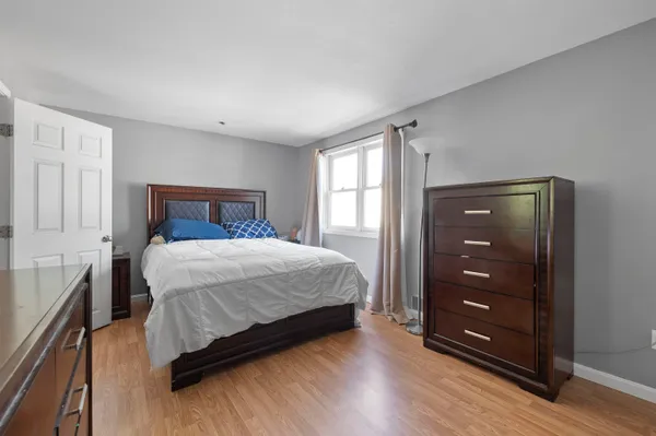 $2,675 | 37 Fords Landing Drive, Dover, NH 03820