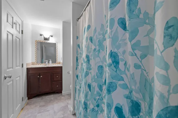 $2,675 | 37 Fords Landing Drive, Dover, NH 03820