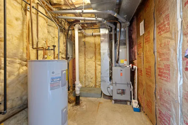 $2,675 | 37 Fords Landing Drive, Dover, NH 03820