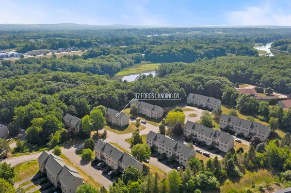 $2,675 | 37 Fords Landing Drive, Dover, NH 03820