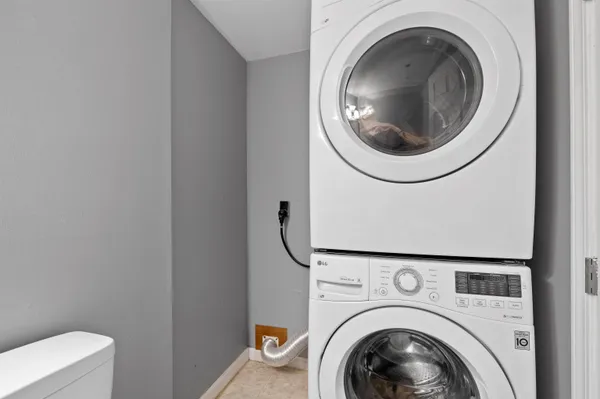 $2,675 | 37 Fords Landing Drive, Dover, NH 03820