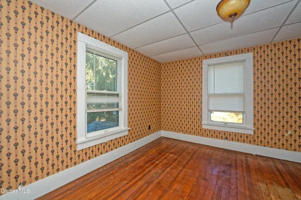 $170,000 | 18 1st Avenue, Mayfield, NY 12117