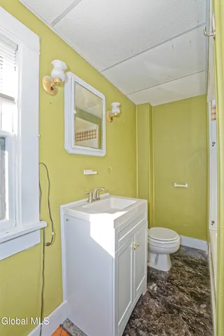 $200,000 | 18 1st Avenue, Mayfield, NY 12117