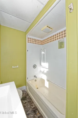 $200,000 | 18 1st Avenue, Mayfield, NY 12117