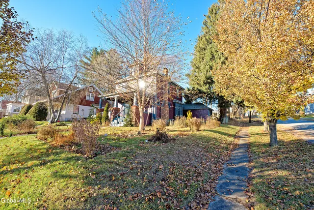 $200,000 | 18 1st Avenue, Mayfield, NY 12117