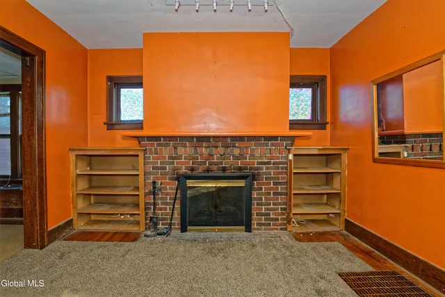 $200,000 | 18 1st Avenue, Mayfield, NY 12117