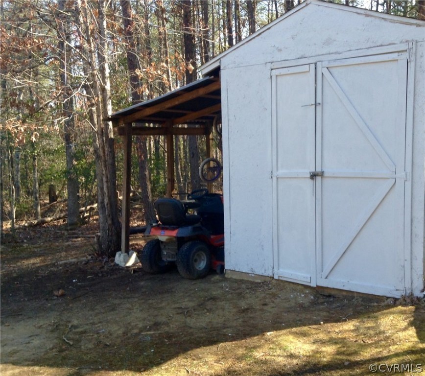 4810 Venable Road Kents Store, VA 23084 - Photo 21 of 22 a view of back yard of the house