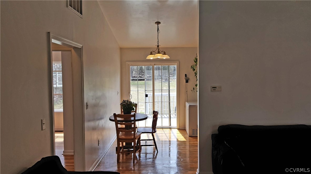 4810 Venable Road Kents Store, VA 23084 - Photo 5 of 22 a dining room with furniture and window