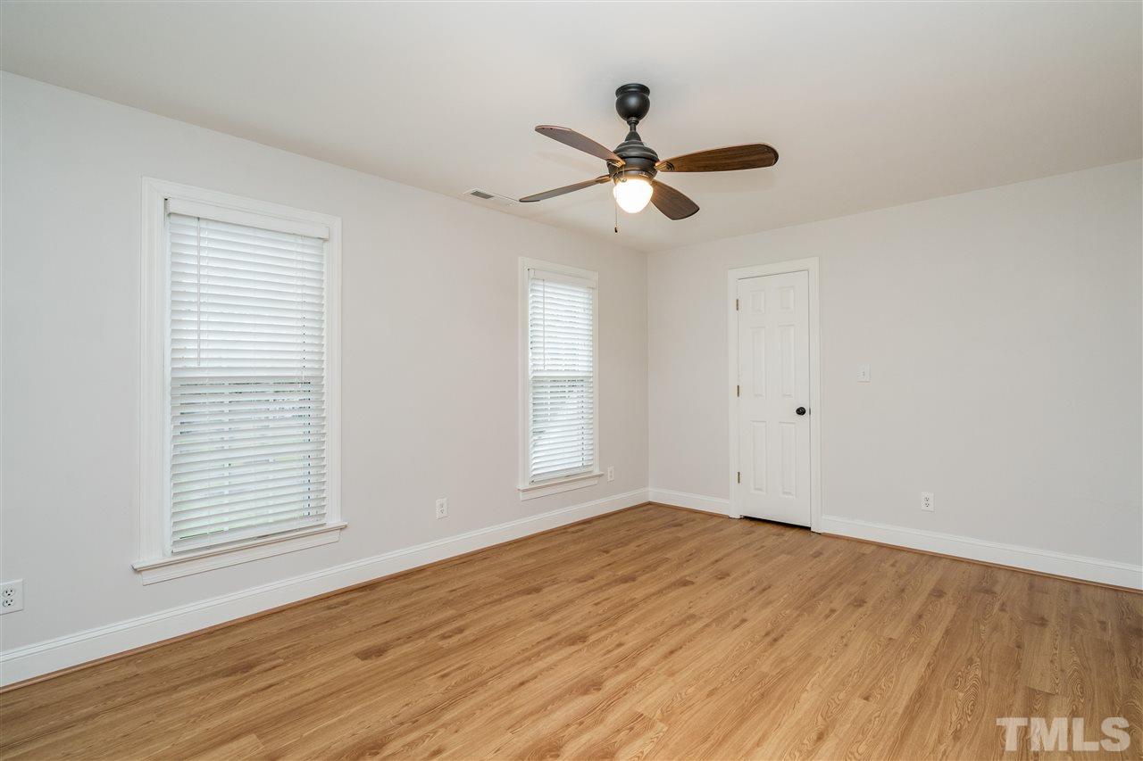6916 Darcy Lane Raleigh, NC 27606 - Photo 18 of 30 Gallery Image 18