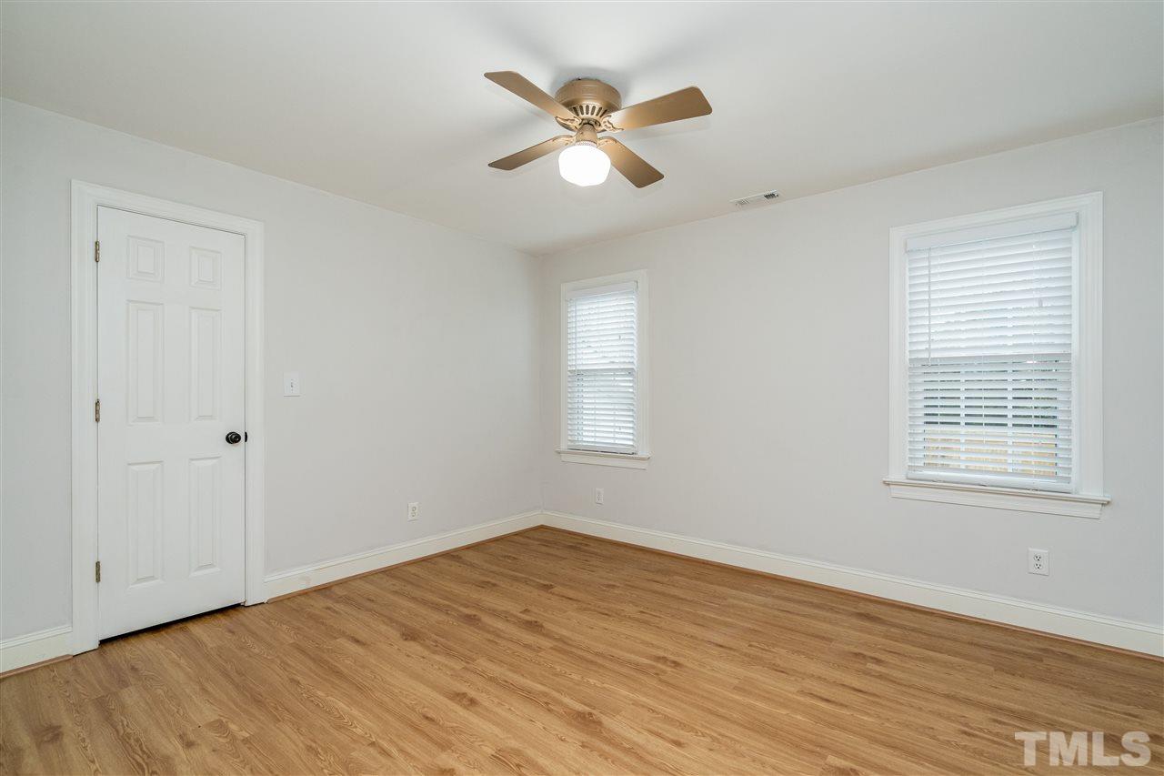 6916 Darcy Lane Raleigh, NC 27606 - Photo 19 of 30 Gallery Image 19