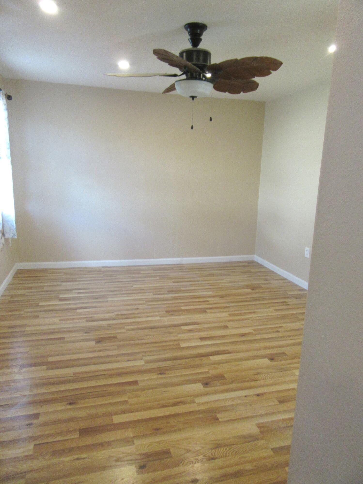907 West 3rd Street Alturas, CA 96101 - Photo 15 of 32 Primary Bedroom 3