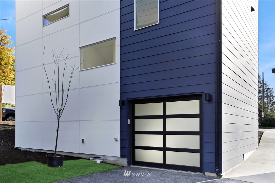 7331 Fauntleroy Way Southwest Seattle, WA 98136 - Photo 16 of 16 Gallery Image 16
