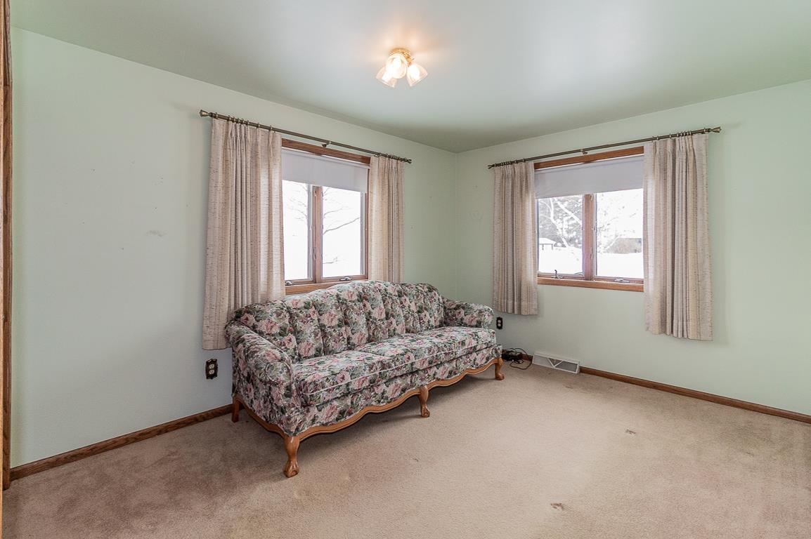 N5558 County Road West New London, WI 54961 - Photo 20 of 55