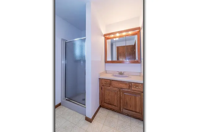 $475,000 | N5558 County Road West, New London, WI 54961