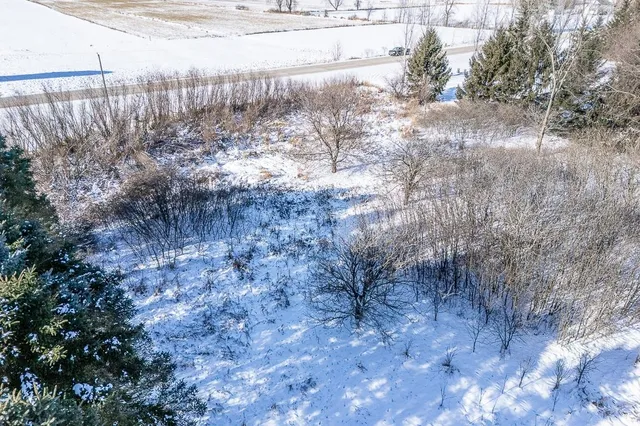 $475,000 | N5558 County Road West, New London, WI 54961