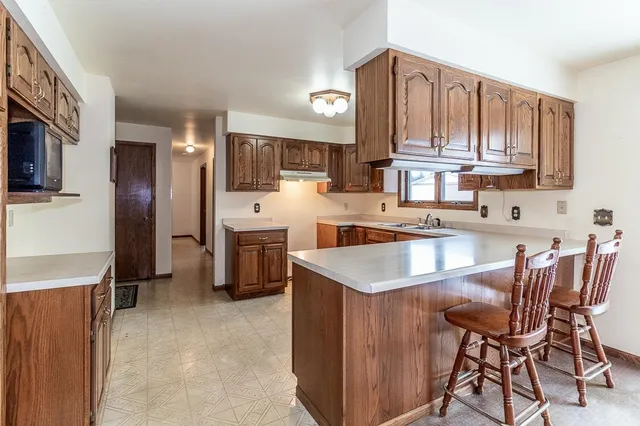 $475,000 | N5558 County Road West, New London, WI 54961