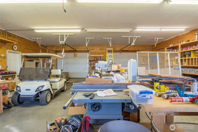 $370,000 | 10624 Handicap Drive Southeast, Warden, WA 98857