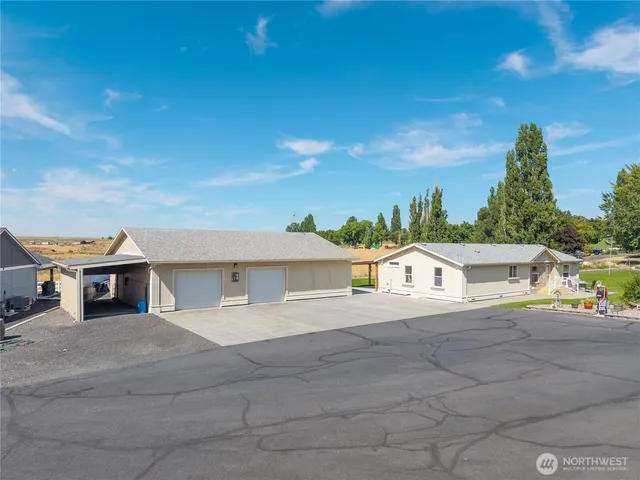 $370,000 | 10624 Handicap Drive Southeast, Warden, WA 98857