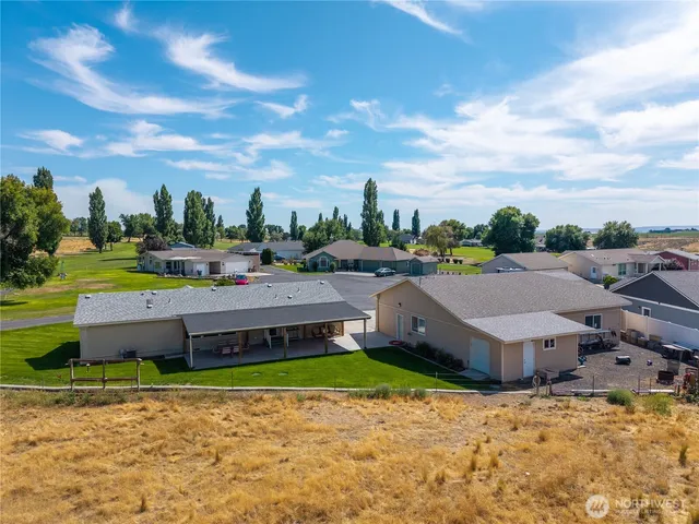 $370,000 | 10624 Handicap Drive Southeast, Warden, WA 98857