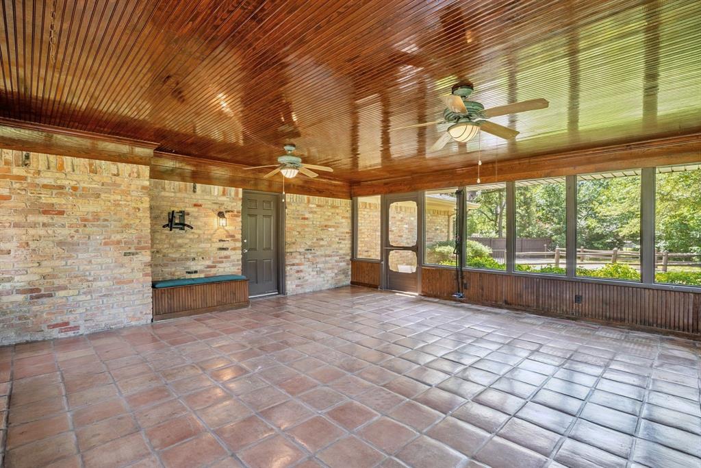 2617 Park Street Commerce, TX 75428 - Photo 8 of 34 a view of a room with windows