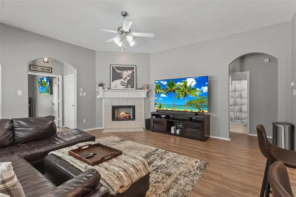 $310,000 | 1732 Jasmine Trail, Savannah, TX 76227