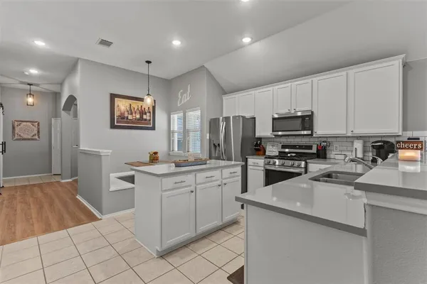 $310,000 | 1732 Jasmine Trail, Savannah, TX 76227