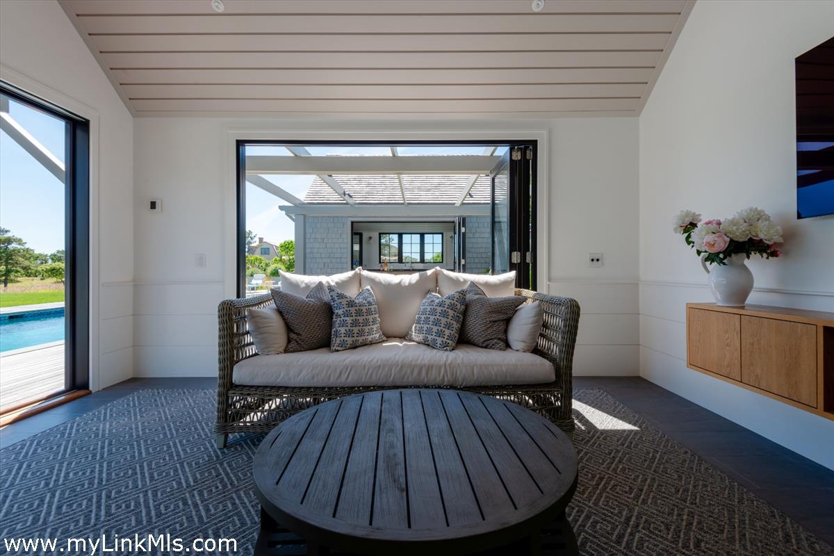 36 Warrens Landing Road Nantucket, MA 02554 - Photo 12 of 65