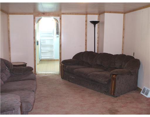 173 Godfrey Road Leechburg, PA 15656 - Photo 12 of 18 Living Room.