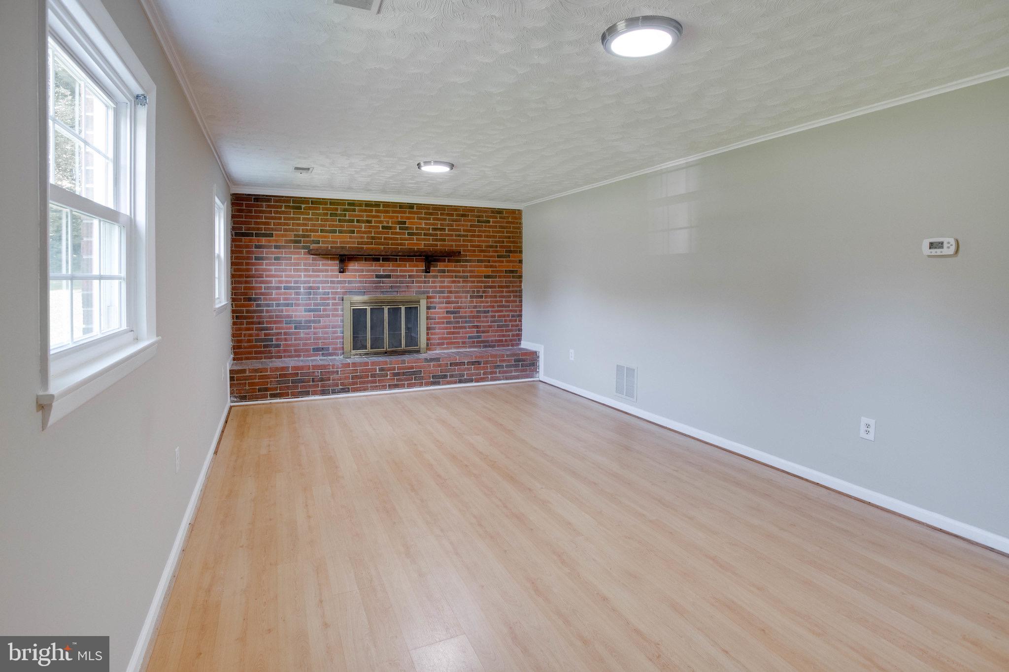 7045 Yates Ford Road Manassas, VA 20111 - Photo 17 of 53 Gallery Image 17