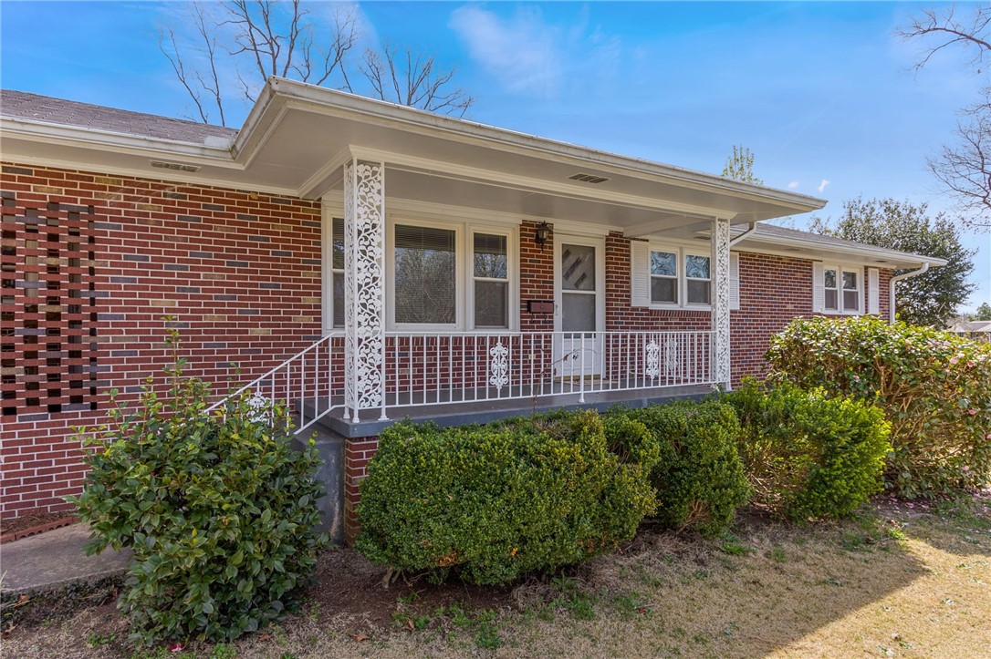 212 Corning Street Anderson, SC 29624 - Photo 2 of 25
