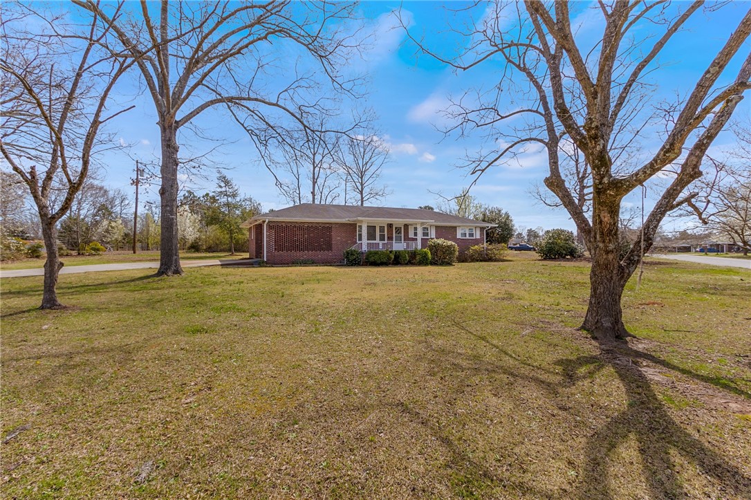 212 Corning Street Anderson, SC 29624 - Photo 3 of 25