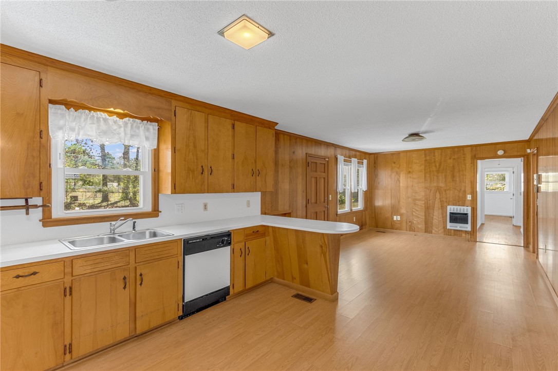 212 Corning Street Anderson, SC 29624 - Photo 10 of 25