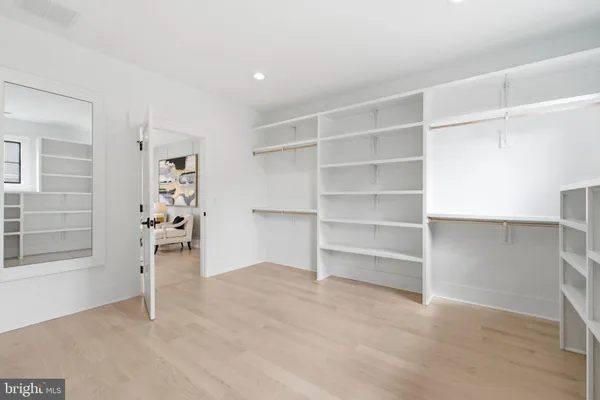 $2,499,900 | 802 North Edgewood Street, Arlington, VA 22201