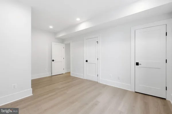 $2,499,900 | 802 North Edgewood Street, Arlington, VA 22201