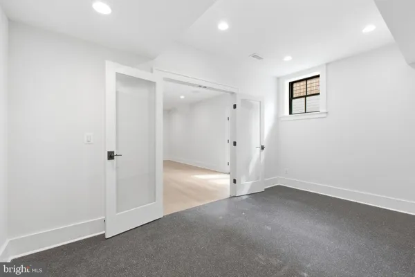 $2,499,900 | 802 North Edgewood Street, Arlington, VA 22201