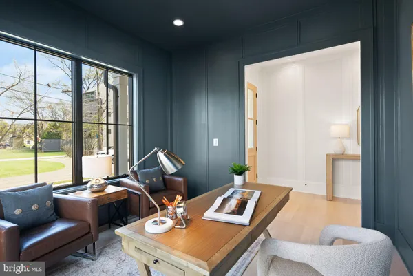 $2,499,900 | 802 North Edgewood Street, Arlington, VA 22201
