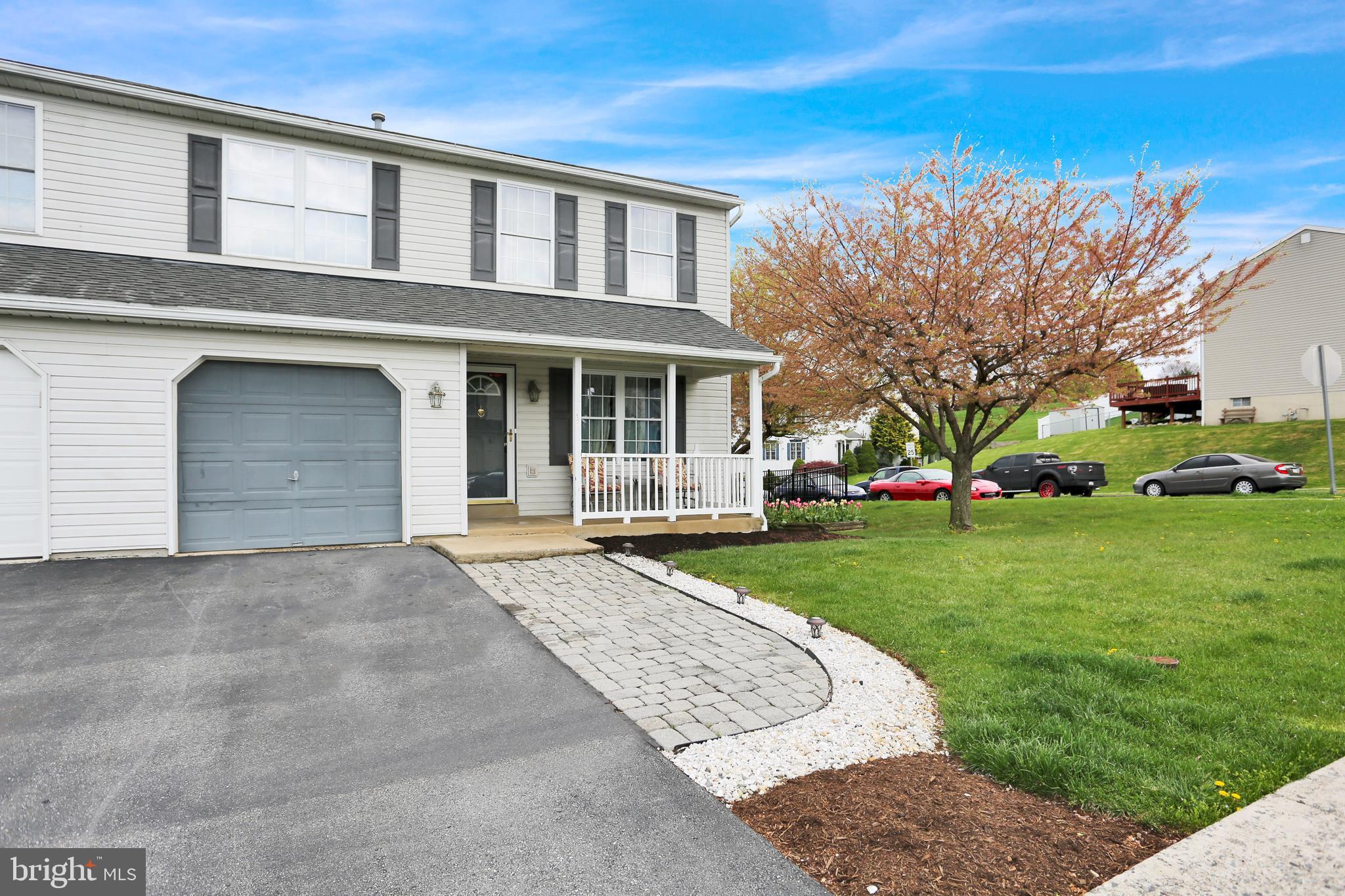 375 Oneida Drive Reading, PA 19608 - Photo 1 of 35