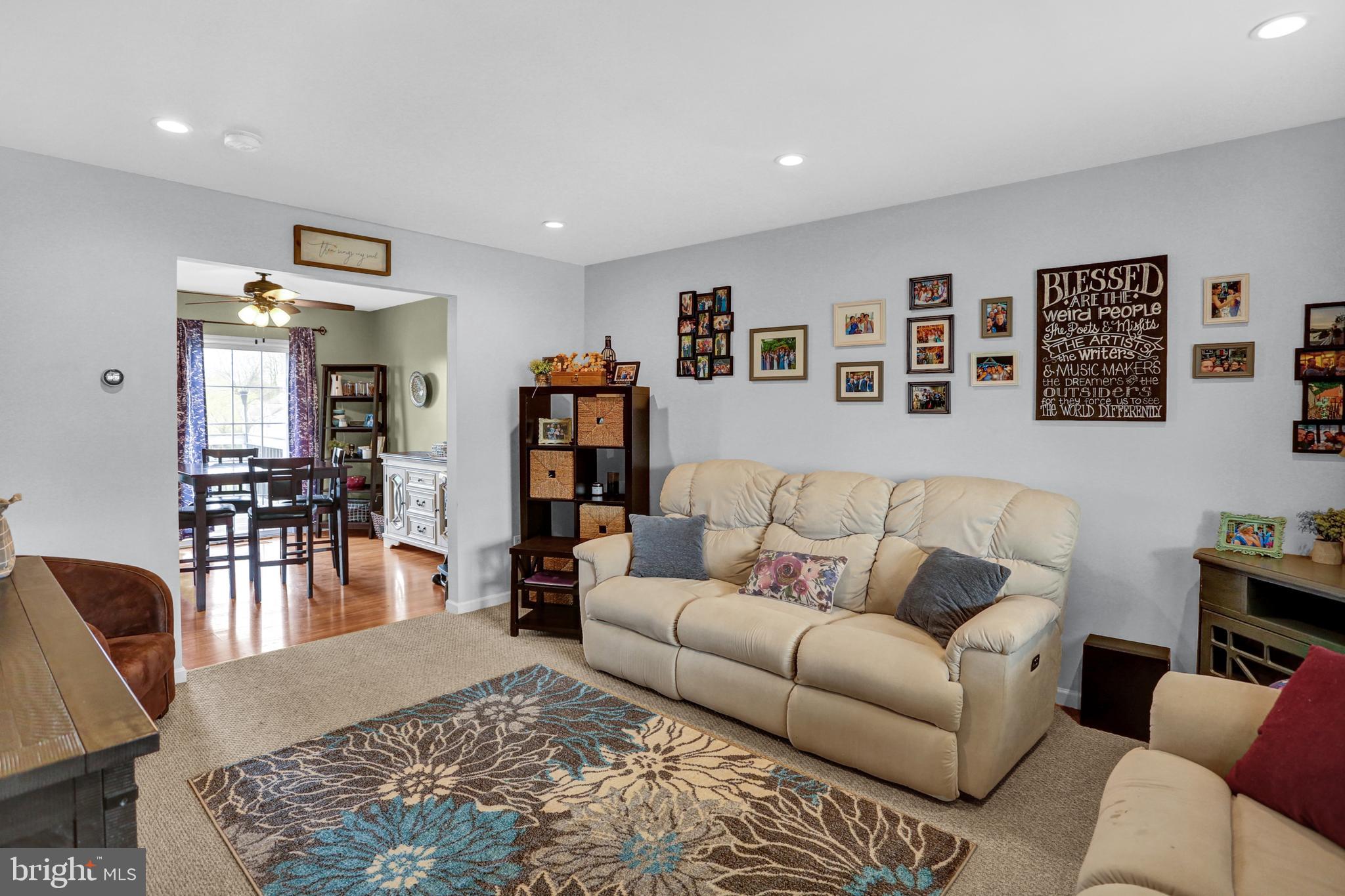 375 Oneida Drive Reading, PA 19608 - Photo 7 of 35