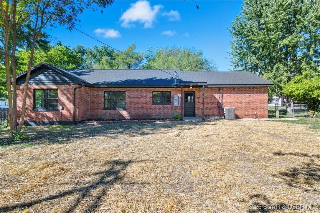 304 South Maple Street Eldon, MO 65026 - Photo 17 of 50